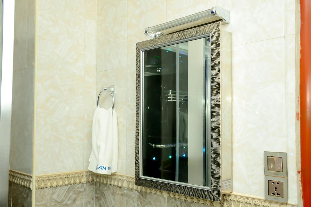 Kim Hotel Кигали Екстериор снимка