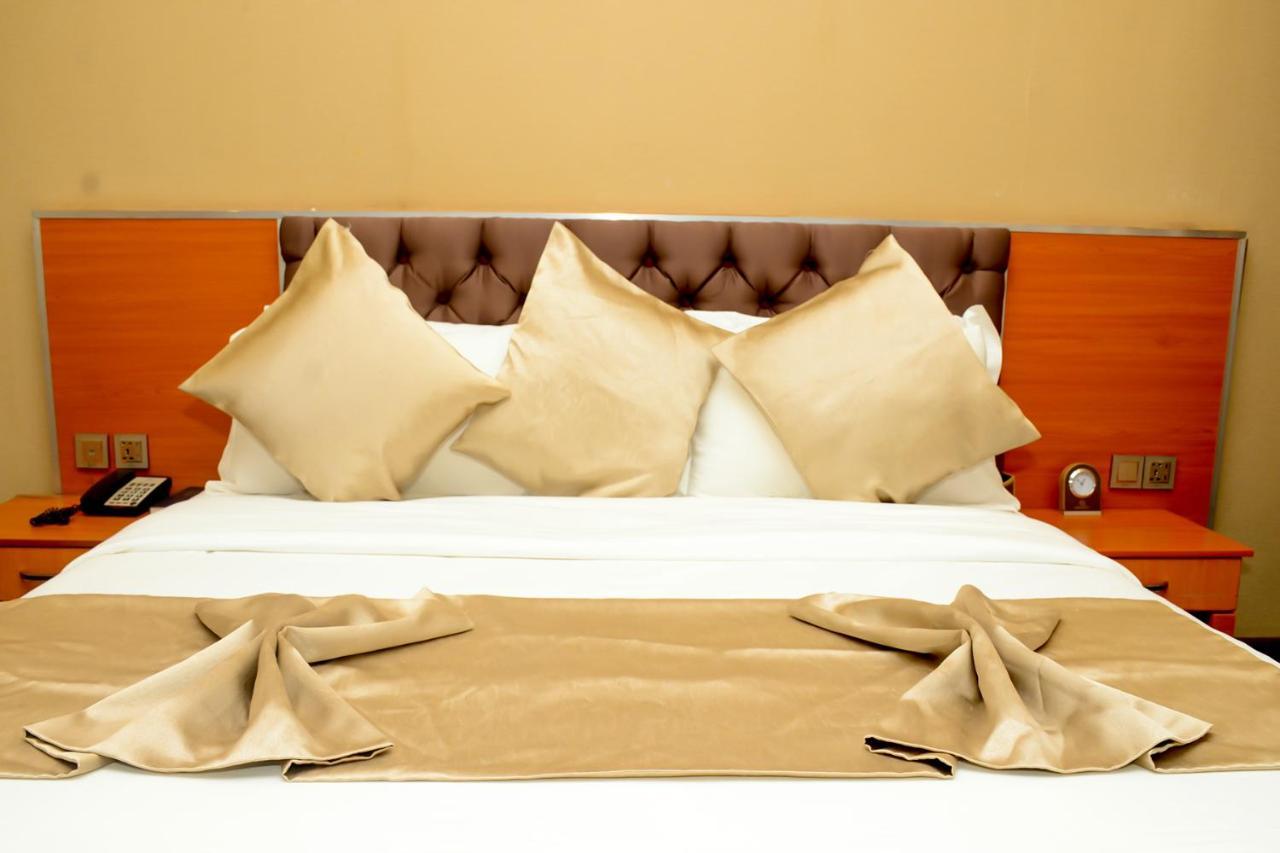 Kim Hotel Кигали Екстериор снимка