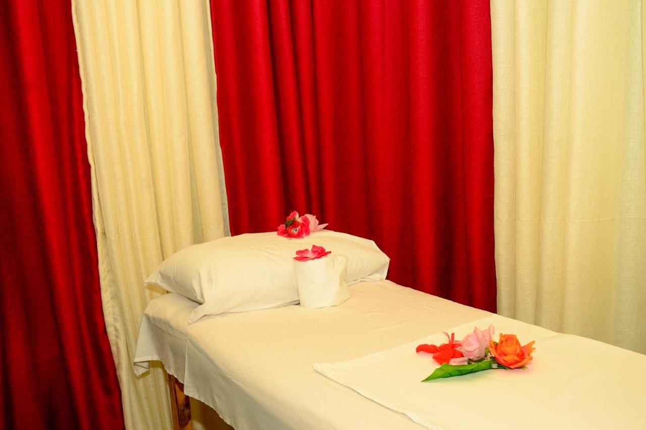 Kim Hotel Кигали Екстериор снимка