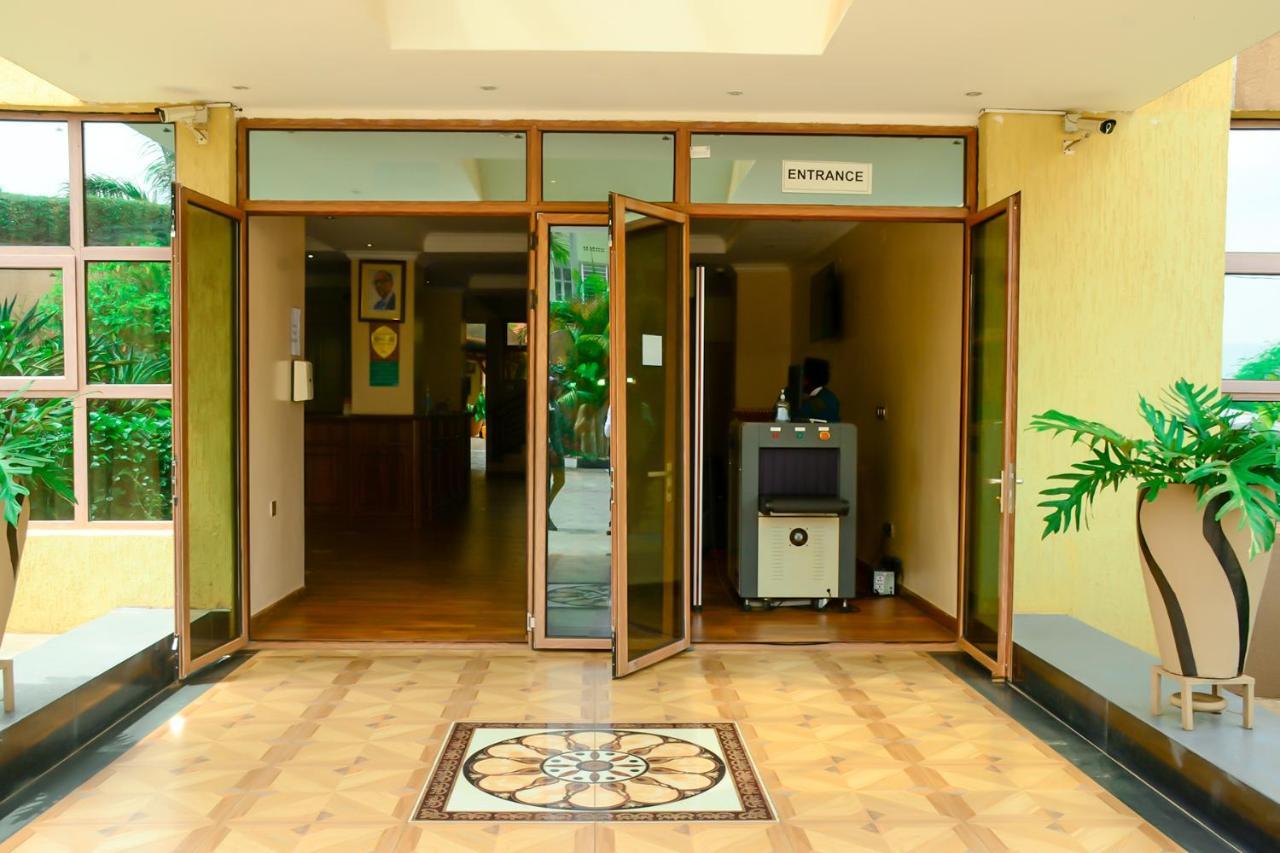 Kim Hotel Кигали Екстериор снимка