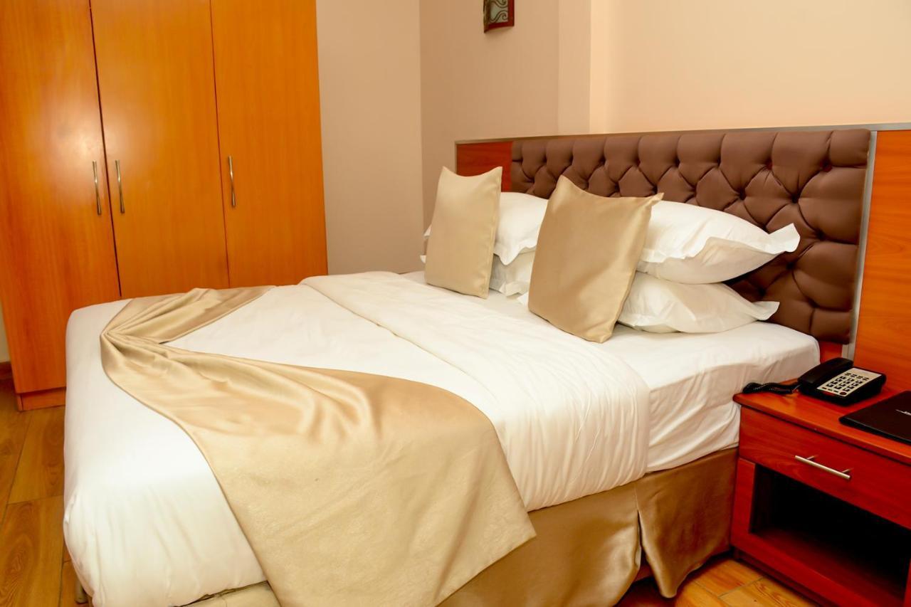 Kim Hotel Кигали Екстериор снимка
