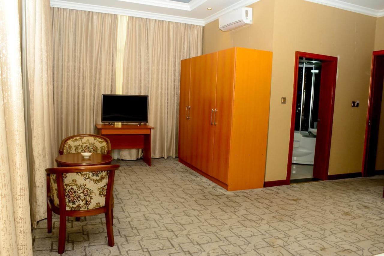 Kim Hotel Кигали Екстериор снимка